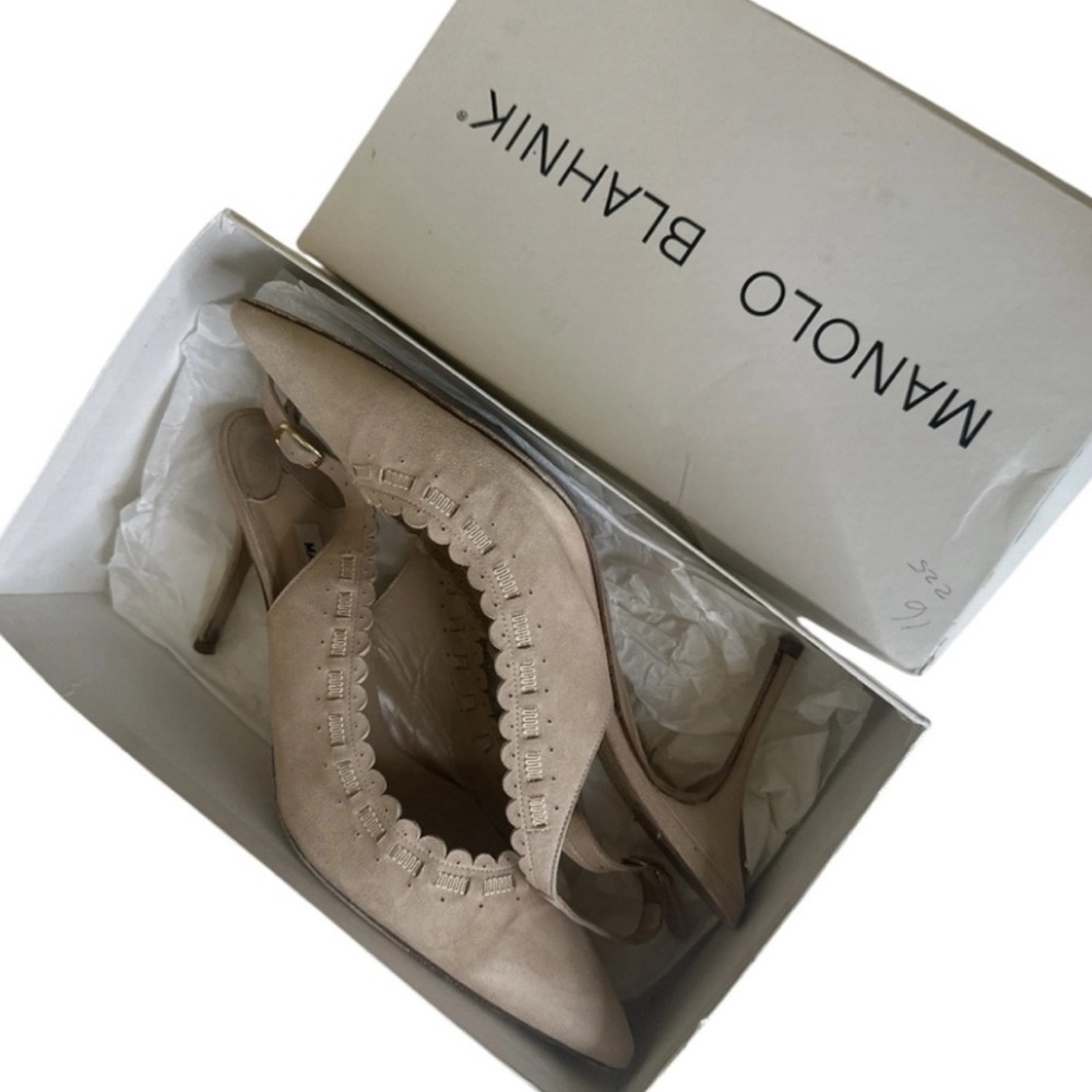 MANOLO BLAHNIK Beige Suede Slingback Heels - Picture 11 of 11